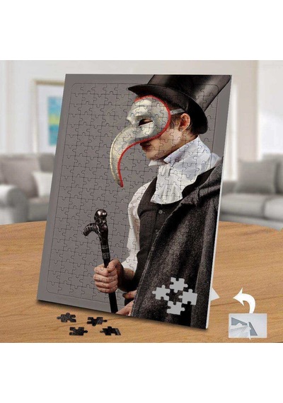 Maskeli Adam Maskeli Balo 240 Parça Puzzle Yapboz-02185