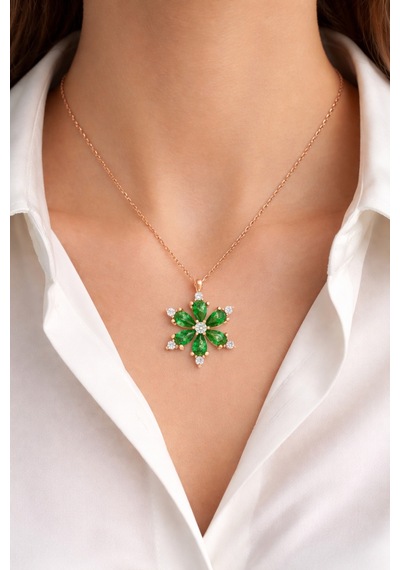 Çekirdekjewelry 925 Ayar Gümüş Kamelya Çiçeği Kolye Rose Yesil