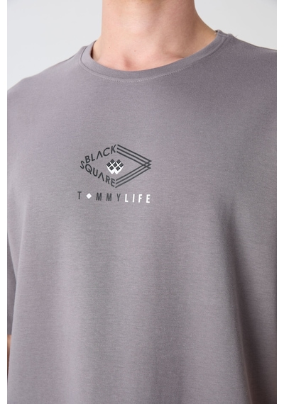 Tommy Life Koyu Gri Pamuklu Kalın Yumuşak Dokulu Oversize Fit Baskılı Erkek T-shirt - 88325 Koyu Gri Tommy Life Koyu Gri Pamuklu Kalın Yumuşak Dokulu Oversize Fit Baskılı Erkek T-shirt - 88325 Koyu Gri