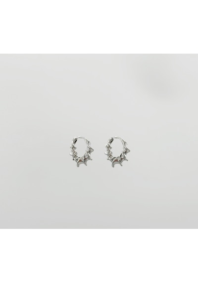 White Gold Plated Enlace Hoop Küpe Silver