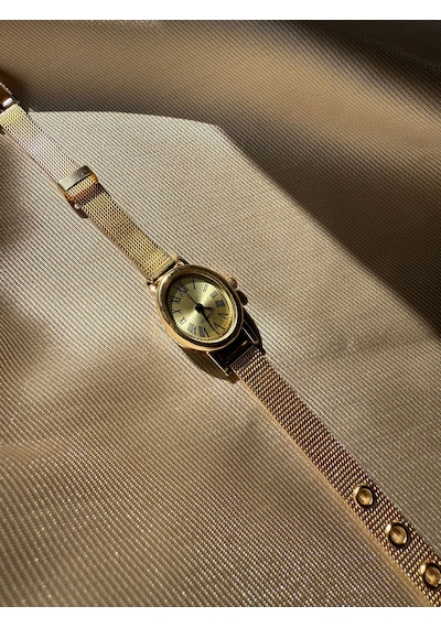 Retro Minimal Hasır Kordon Vintage Kadın Kol Saati Gold Altın