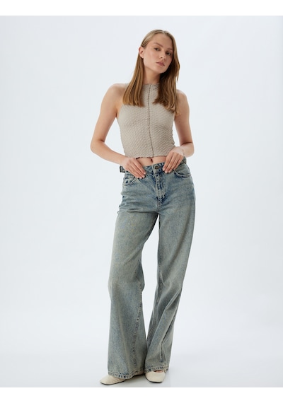 Koton Crop Atlet Halter Yaka Bürümcük Kumaş Bej 4sak10076ek Ekru Koton Crop Atlet Halter Yaka Bürümcük Kumaş Bej 4sak10076ek Ekru