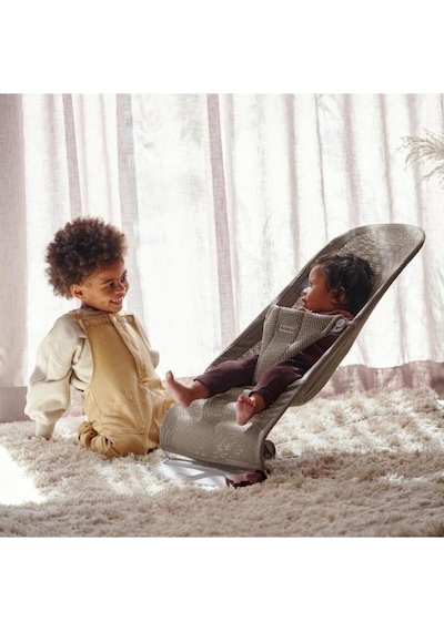 Babybjörn Bliss Ana Kucağı Mesh Oyuncaklı / Grey Beige Babybjörn Bliss Ana Kucağı Mesh Oyuncaklı / Grey Beige