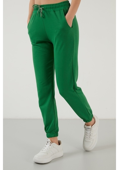 Lela Pamuklu Beli Ve Paçası Lastikli Basic Jogger Bayan Eşofman Altı 5864171 Benetton Lela Pamuklu Beli Ve Paçası Lastikli Basic Jogger Bayan Eşofman Altı 5864171 Benetton