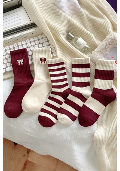Hitit Socks Kadın 5 Çift Premium Kalite Kırmızı Beyaz Çizgili Kurdele Detaylı Uzun Kolej Çorap Çok Renkli