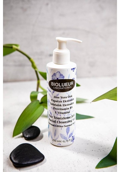 Biolueur Normal ve Karma Ciltler Yüz Temizleme Jeli 200 ML