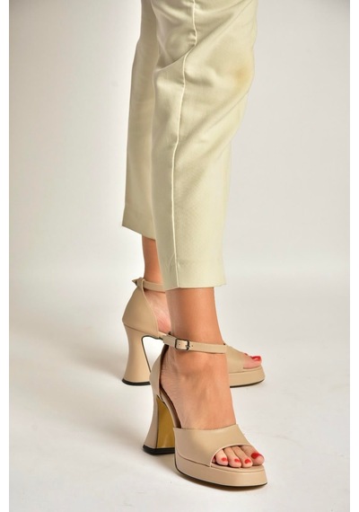 Fox Shoes Y404850209 Ten Kalın Topuklu Kadın Ayakkabı Ten