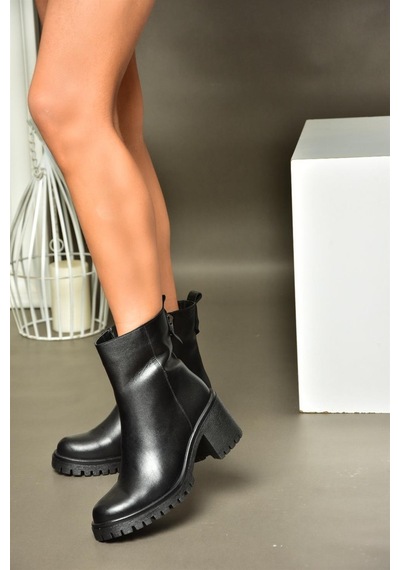 Fox Shoes R654006503 Siyah Hakiki Deri Kalın Topuklu Kadın Bot Siyah