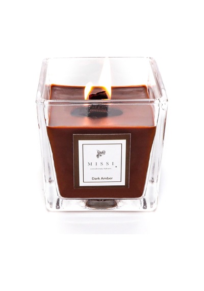 Kare Cam Ahşap Fitilli Dark Amber Kokulu Vegan Mum 8x8 Cm