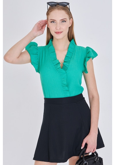 Armonika Kadın Yeşil Yakası Ve Kolları Fırfırlı Bluz Arm-25y001063 Armonika Kadın Yeşil Yakası Ve Kolları Fırfırlı Bluz Arm-25y001063