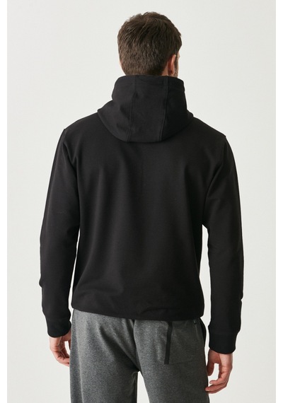 AC&Co / Altınyıldız Classics Altinyildiz Classics Erkek Siyah Standart Fit Normal Kesim Kapüşonlu Yaka Baskılı Sweatshirt 4A5222200003SYHXL Siyah AC&Co / Altınyıldız Classics Altinyildiz Classics Erkek Siyah Standart Fit Normal Kesim Kapüşonlu Yaka Baskılı Sweatshirt 4A5222200003SYHXL Siyah