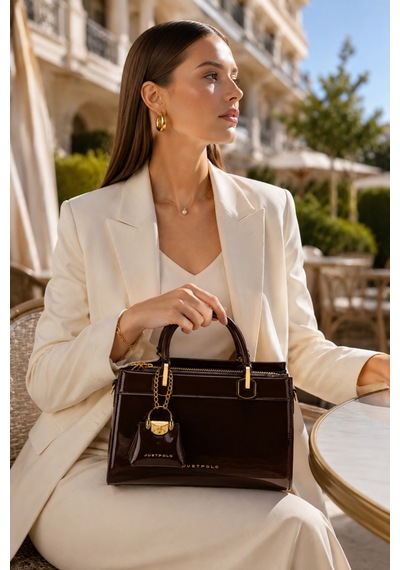 Just Polo İthal Premium Rugan Kadın Çantası Ebat Boy: 14 Cm En : 20 Cm Kahverengi
