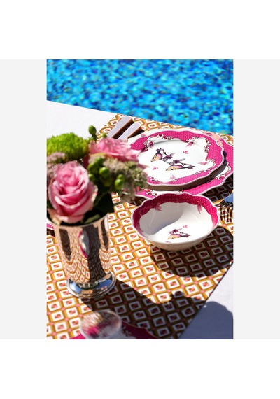 Pembe Porselen Çukur Tabak 21 Cm
