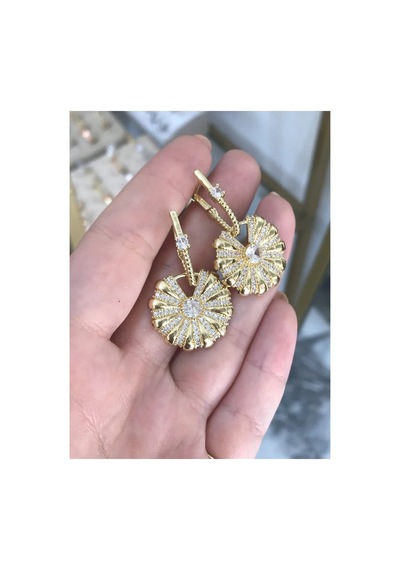 Taş Detaylı Vintage Küpe Altın