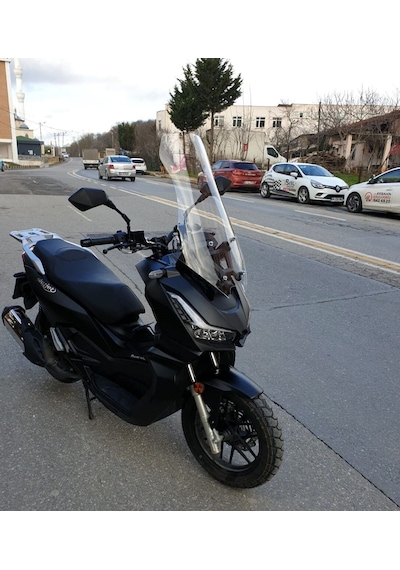 Motocam Salcano Wind 150 Ön Cam 2023-2026 Model 68cm Şeffaf Renkli 4mm