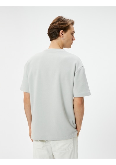 Koton Oversize Tişört Kalın Gramajlı Etiket Detaylı Bisiklet Yaka Gri 4Sam10747Hk Gri Koton Oversize Tişört Kalın Gramajlı Etiket Detaylı Bisiklet Yaka Gri 4Sam10747Hk Gri