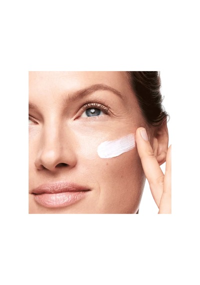 Optimals Age Revive Cilt Bariyerini Güçlendiren Ve Sıkılaştıran Gündüz Ve Gece Kremi 15 Spf
