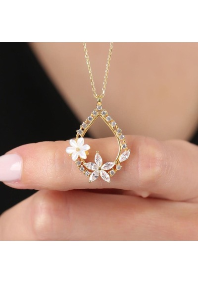 Mia vento Manolya Çiçeği Işıltı Damlası Gold Renk Flowers Gümüş Kolye Mia vento Manolya Çiçeği Işıltı Damlası Gold Renk Flowers Gümüş Kolye