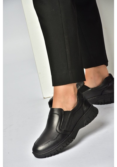 Fox Shoes Z555560103 Siyah Hakiki Deri Günlük Kadın Ayakkabı