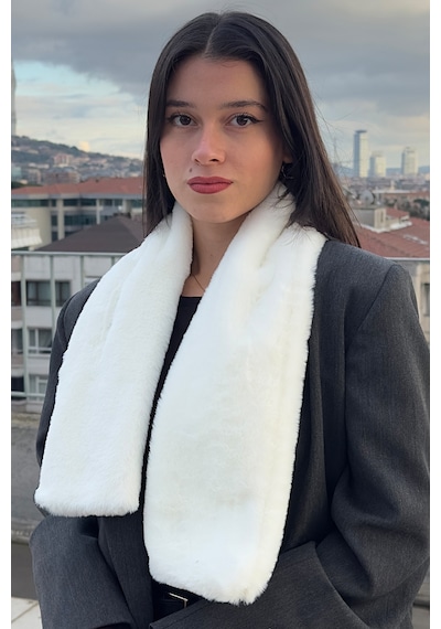Mollycrush Peluş Yumuşak Soft Atkı Kışlık Suni Kürklü Beyaz Kadın Atkısı Beyaz
