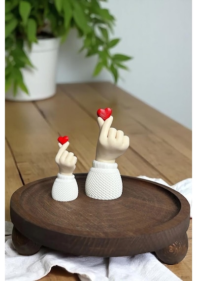 Korean Heart 2li Biblo Seti, Dekoratif Kalp Tutan El Sevimli Hediyelik, 9cm-14cm