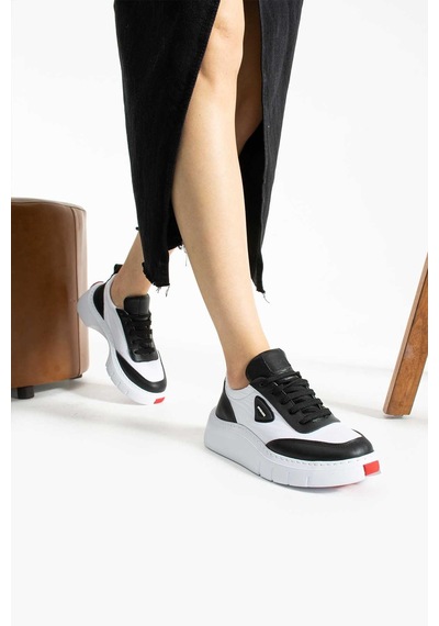 Bestello Bağcıklı Eva Taban Sneaker 331-klytıe-01 Kadın Ayakkabı Sıyah-beyaz