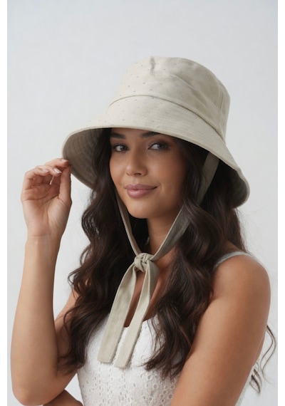 Mollycrush Kadın Bej Pırlanta Taşlı Bucket Şapka Işıltılı Bağlama Detaylı Gabardin Işıltılı Balıkçı Modeli Bej-krem