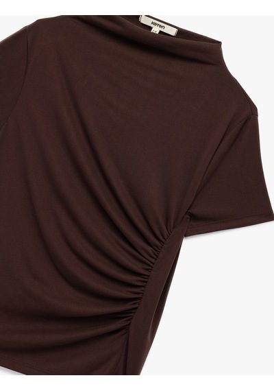 Koton Modal Kumaş Slim Fit Drapeli Kısa Kollu Geniş Dik Yaka Bluz Kahverengi 7wak70002ek Kahve Koton Modal Kumaş Slim Fit Drapeli Kısa Kollu Geniş Dik Yaka Bluz Kahverengi 7wak70002ek Kahve