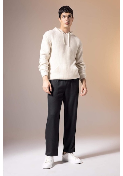 Defacto Pantolon Relax Fit Beli Bağcıklı Cepli Basic Düz Düz Paça B7336AX23WNBK81 Siyah