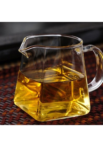 Borosilikat Cam Çelik Süzgeçli Ve Kapaklı Piramit Demlik 750 Ml Şeffaf