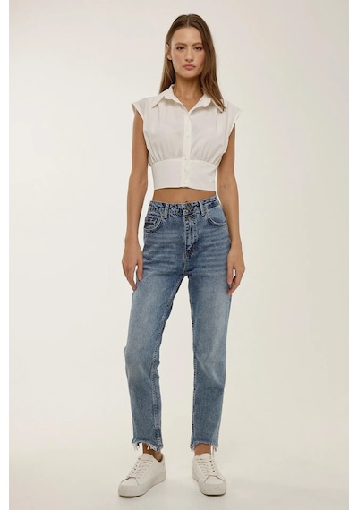 Hiccup Kadın Kısa Slim Fit Düğmeli Gömlek Ten Rengi