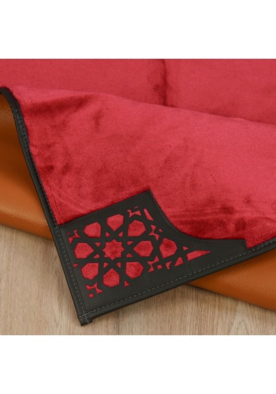 Lüks Çantalı Kaymaz Deri Tabanlı Soft Yumuşak Peluş Seccade Bordo Seccade 72 228 Cm, Çanta 39 44 Cm Çok Renkli Lüks Çantalı Kaymaz Deri Tabanlı Soft Yumuşak Peluş Seccade Bordo Seccade 72 228 Cm, Çanta 39 44 Cm Çok Renkli