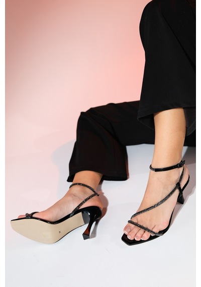 Luvishoes Almeria Siyah Kadın Yüksek Topuklu Abiye Ayakkabı Siyah