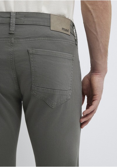 Mavi - Jake Yeşil Gabardin Pantolon 00422a2940