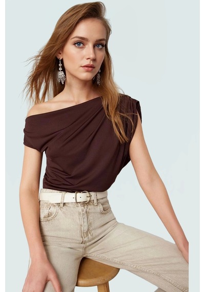 Frm Regular Kalıp Polyester Bluz Yazlık Şıklık Seçkin Malzeme Kahverengi