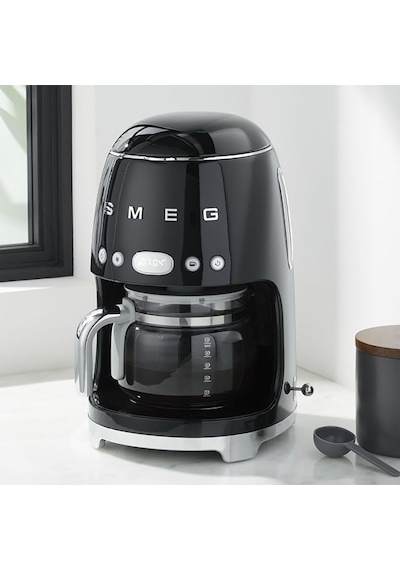Smeg DCF02 1050 W Filtre Kahve Makinesi