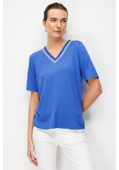 Kadın V Yaka Yakası İki Renkli İşlemeli Taşlı Penye T-shirt Saks Saks