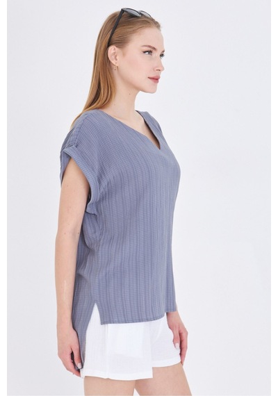 Armonika Kadın Gri V Yaka Yanları Yırtmaçlı Arkası Uzun Duble Kol Detaylı Oversize Bluz Arm-24y001074 Armonika Kadın Gri V Yaka Yanları Yırtmaçlı Arkası Uzun Duble Kol Detaylı Oversize Bluz Arm-24y001074
