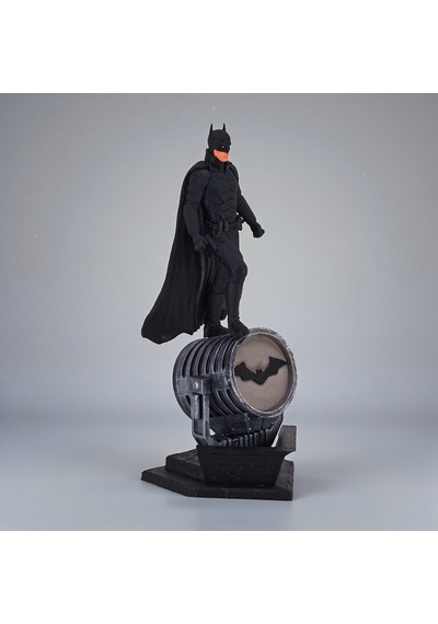 Batman - Kara Şövalye Figür 20 Cm