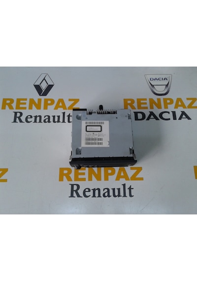 Renault Fluence Radyo Cd Çalar 8200843556