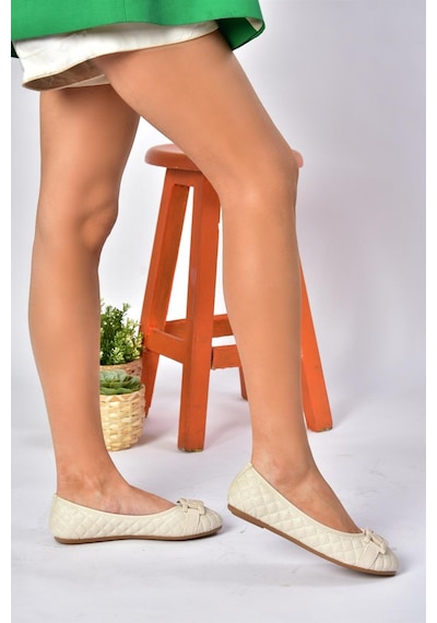 Fox Shoes P250005209 Kapitone Tokalı Günlük Kadın Babet Bej