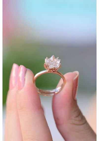 14k Rose Altın Kaplama Beyaz Zirkon Taşlı Lotus Çiçeği Kadın Yüzük Beyaz