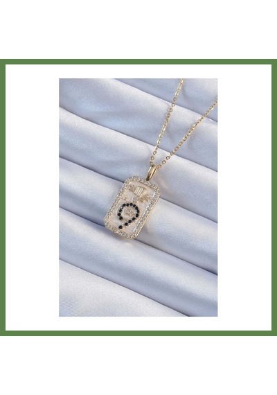 Bezos 316l Çelik Zincir Gold Renk Zirkon Taşlı Minimal Papatya Figürlü Tarot Kolye Hb006