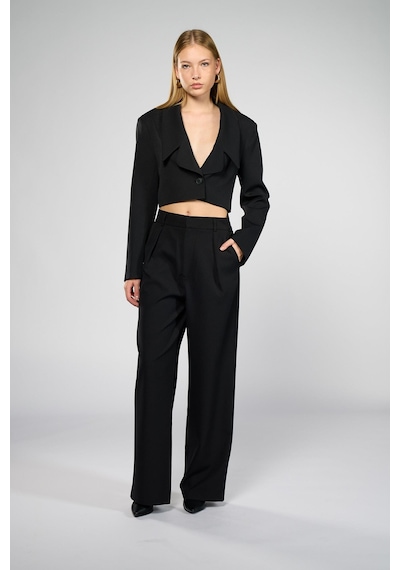 Kadın Siyah Geniş Yaka Crop Blazer Siyah