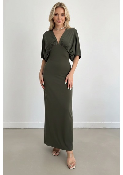 Defymoda Kadın Uzun Yırtmaçlı Modern Kesim Elbise Yeşil