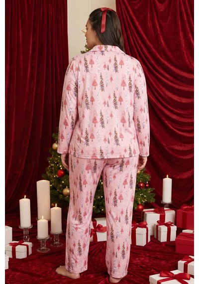 Siyah İnci Yılbaşı Temalı Desenli Termal Kumaşlı Ultra Soft Yumuşak Büyük Beden Battal Boy Düğmeli Örme Pijama Takımı 26226506 Pembe