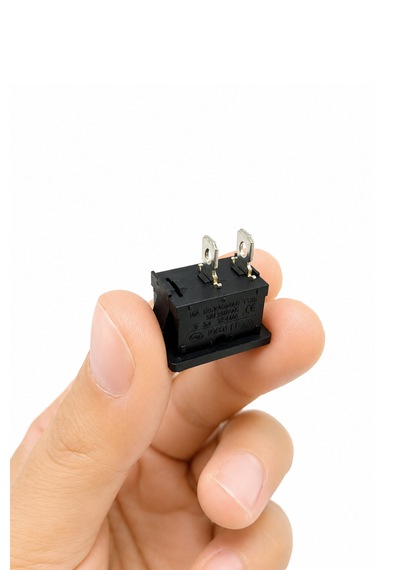 Kare Işıksız On/off Anahtar Switch 2 Pin 15x21 Mm Siyah Anahtar 10 Adet 6a/250vac 10a/125/250cac