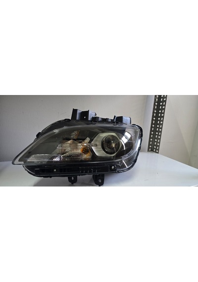 Hyundai Kona 2021 2022 2023 Halojen Sol Far