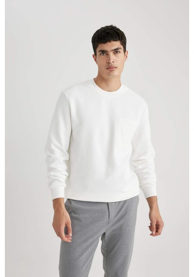 DeFacto Regular Fit Bisiklet Yaka Dokulu Cepli Sweatshirt B6497AX24SPWT32
