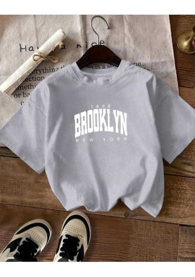 Kozia Outdoors Malkoçbey Broklıyn Baskılı Oversize Unisex Basic O Yaka T-shirt Gri Kozia Outdoors Malkoçbey Broklıyn Baskılı Oversize Unisex Basic O Yaka T-shirt Gri